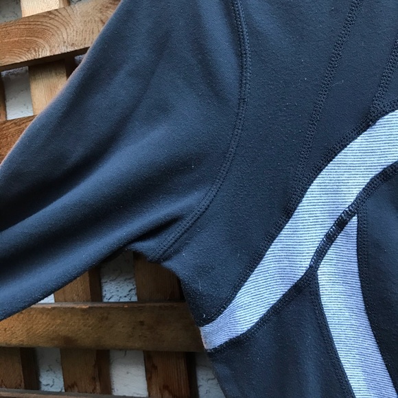 Lululemon Define Jacket - Picture 3 of 7